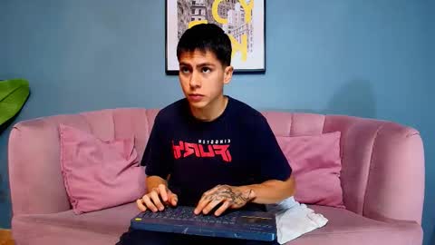 aron_pulse online show from 02-25-26, 02:27