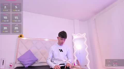 Snapshot of aron_tay chatting on 12-27-24, 04:15  your aron  online show from 12-27-24, 04:15