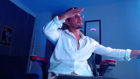 Adrian online show from 10-04-25, 12:08