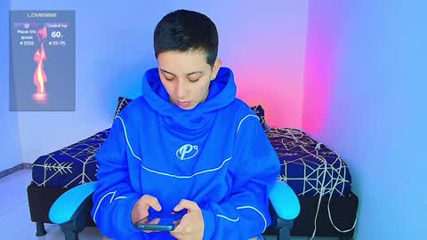 noah and ivy online show from 01-26-25, 06:06