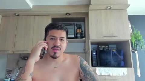 Snapshot of aronwilliams69 chatting on 01-10-26, 08:54 ARON Independent model online show from 01-10-26, 08:54