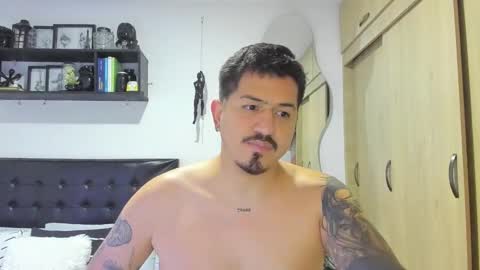 Snapshot of aronwilliams69 chatting on 02-24-26, 02:09 ARON Independent model online show from 02-24-26, 02:09