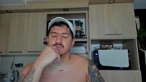 Snapshot of aronwilliams69 chatting on 02-25-26, 08:02 ARON Independent model online show from 02-25-26, 08:02