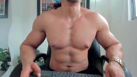 Snapshot of aroon_connor chatting on 02-12-25, 08:50 online show from 02-12-25, 08:50