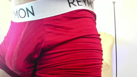 Snapshot of aroon_connor chatting on 09-24-25, 08:12 online show from 09-24-25, 08:12