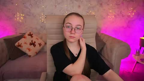 Snapshot of arrinawair chatting on 04-29-26, 06:50 arrinawair online show from 04-29-26, 06:50