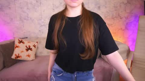 Snapshot of arrinawair chatting on 05-21-26, 07:04 arrinawair online show from 05-21-26, 07:04