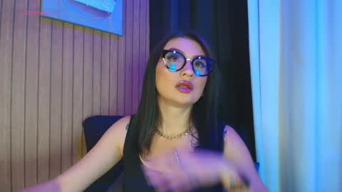    online show from 11-04-25, 07:02