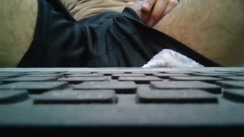 Snapshot of art_max99xxx chatting on 09-11-25, 12:22 art_max99xxx online show from 09-11-25, 12:22