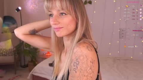 Snapshot of artease chatting on 09-12-25, 04:34 Arti  Next Streams -  online show from 09-12-25, 04:34