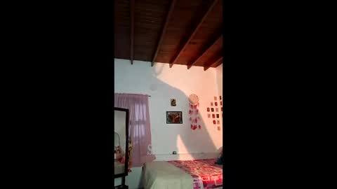 Julieta online show from 05-31-26, 02:53