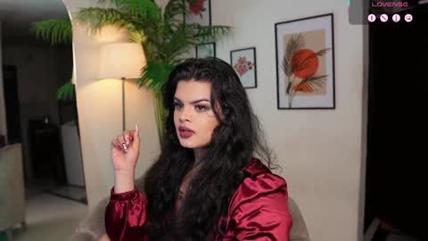 Snapshot of artechloe chatting on 01-10-25, 11:29 Chloe online show from 01-10-25, 11:29