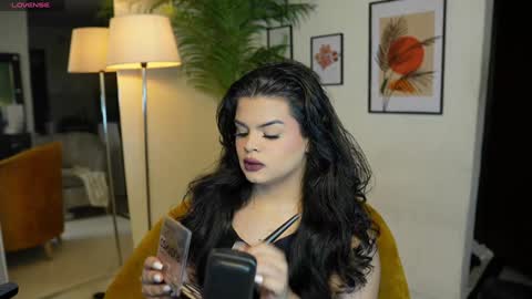 Snapshot of artechloe chatting on 01-19-25, 09:45 Chloe online show from 01-19-25, 09:45