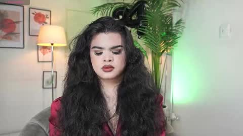 Snapshot of artechloe chatting on 11-05-25, 08:42 Chloe online show from 11-05-25, 08:42