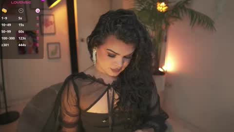 Snapshot of artechloe chatting on 01-11-26, 01:16 Chloe online show from 01-11-26, 01:16