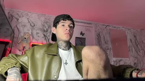   online show from 02-07-25, 02:15