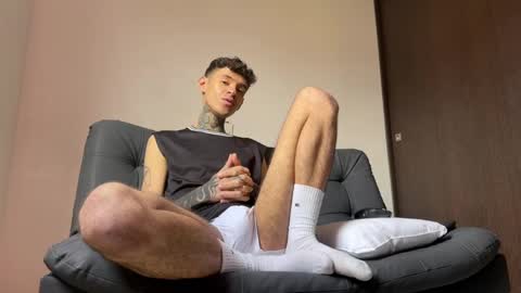   online show from 03-06-25, 02:08