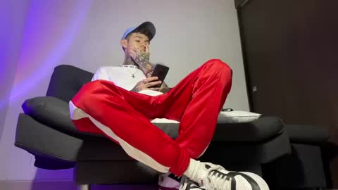   online show from 03-12-25, 12:10