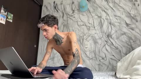   online show from 03-28-26, 11:21