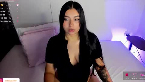 ESTEFANY online show from 11-04-25, 03:49