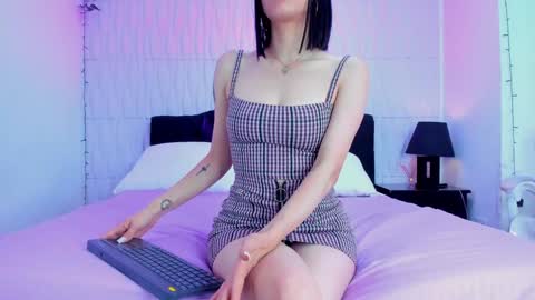 artemisa_leon online show from 01-15-25, 03:11