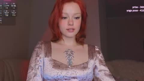 Snapshot of artemisa_meows chatting on 12-25-24, 10:37 SEE U THURSDAY  online show from 12-25-24, 10:37