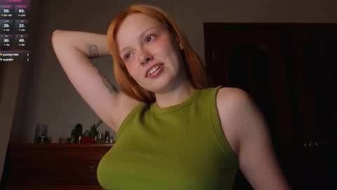 Snapshot of artemisa_meows chatting on 09-19-25, 10:21 SEE U THURSDAY  online show from 09-19-25, 10:21