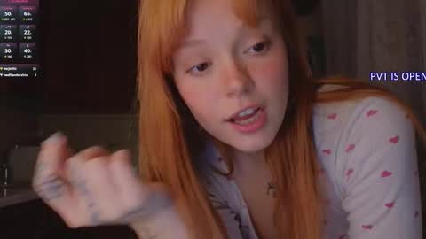 Snapshot of artemisa_meows chatting on 09-22-25, 09:17 SEE U THURSDAY  online show from 09-22-25, 09:17