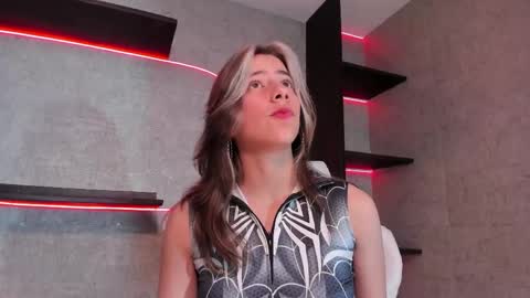 artemisablake online show from 02-14-25, 07:54