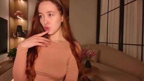 Snapshot of artexcite_ chatting on 01-06-26, 02:59 Lina online show from 01-06-26, 02:59