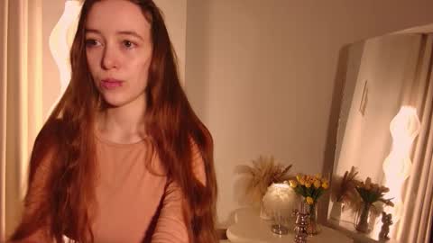 Snapshot of artexcite_ chatting on 02-15-26, 06:43 Lina online show from 02-15-26, 06:43