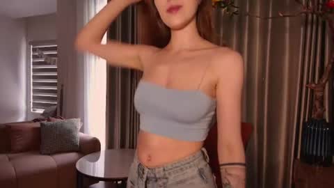 Lina online show from 06-25-26, 04:23