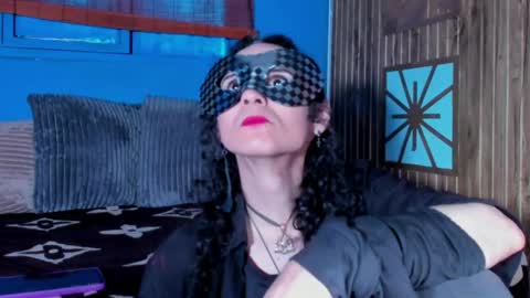 Arthemisa online show from 06-15-26, 04:42