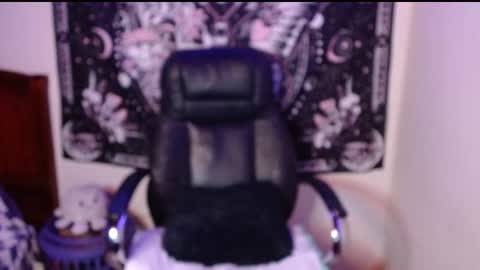 Snapshot of arthemixs_ chatting on 12-14-25, 10:58 dafnee online show from 12-14-25, 10:58