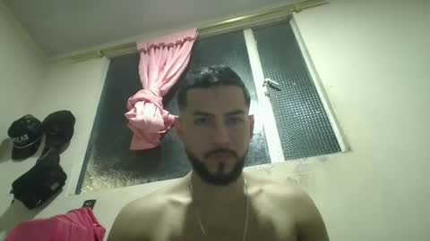 Snapshot of arthur1718 chatting on 10-14-25, 02:12 arthur1718 online show from 10-14-25, 02:12