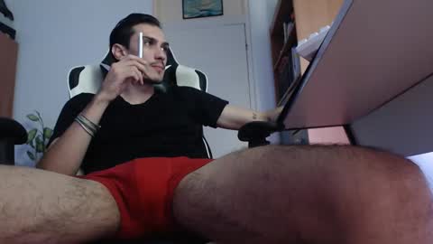 Snapshot of artieryder chatting on 10-04-25, 10:24 Artie online show from 10-04-25, 10:24