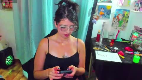 Snapshot of artsycherry chatting on 05-28-26, 04:54 Isabella Cherry online show from 05-28-26, 04:54