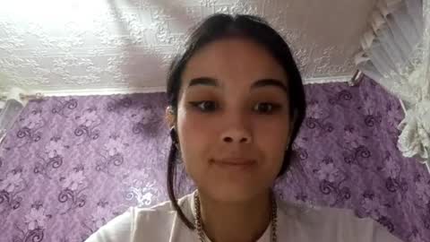 Snapshot of arvillahamner chatting on 12-05-25, 07:10 Amina online show from 12-05-25, 07:10