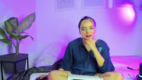 Zahaara online show from 01-27-25, 10:38