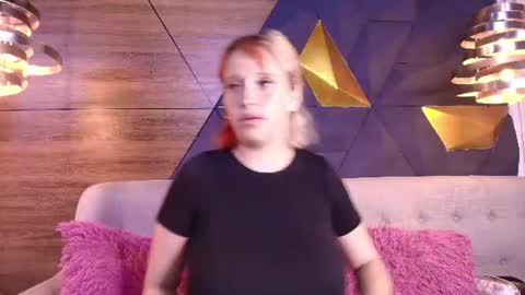 sofia online show from 06-29-26, 10:48