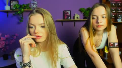 A Tiny Angel online show from 05-25-26, 11:27