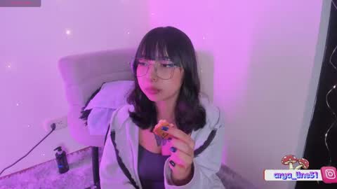 Snapshot of arya_line chatting on 05-28-26, 01:47 Arys online show from 05-28-26, 01:47