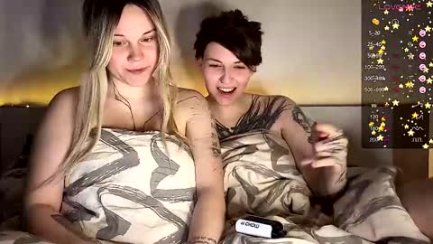 Arya brunett and Cassie blond online show from 12-10-24, 03:55