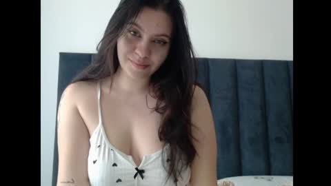 Snapshot of aryaglow chatting on 05-28-26, 09:17 Arya online show from 05-28-26, 09:17