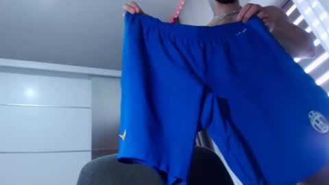 Snapshot of aryanaian1 chatting on 01-10-25, 10:06 AryanAian1 online show from 01-10-25, 10:06