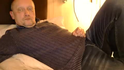 Snapshot of aryton_67 chatting on 12-05-24, 06:33 aryton_67 online show from 12-05-24, 06:33