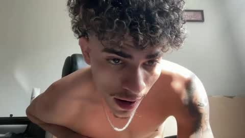 arzu_08 online show from 01-10-26, 07:15