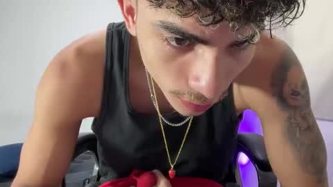 Snapshot of arzu_08 chatting on 02-25-26, 06:06 arzu_08 online show from 02-25-26, 06:06