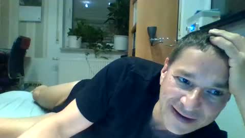 Snapshot of as660660 chatting on 09-14-25, 08:52 as660660 online show from 09-14-25, 08:52