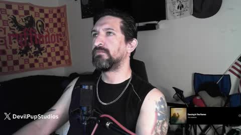 devilPup75 online show from 11-04-25, 06:40